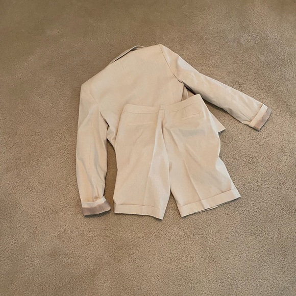 Calvin Klein Chic Beige Blazer and Short Set - Picture 12 of 14